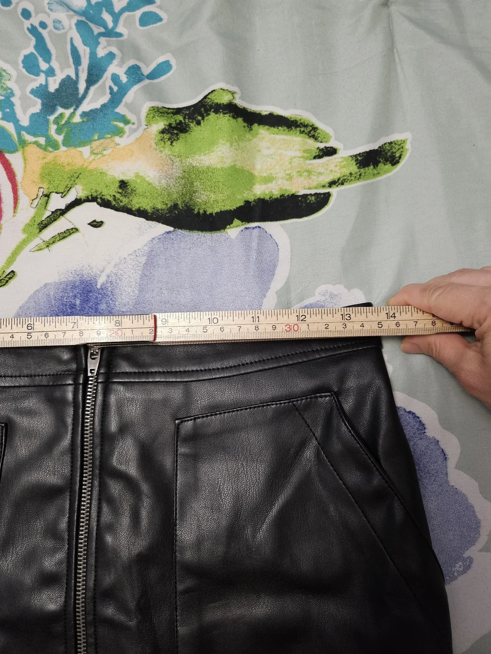 Free People Black Faux Leather Zip-Front Mini Skirt Size 2